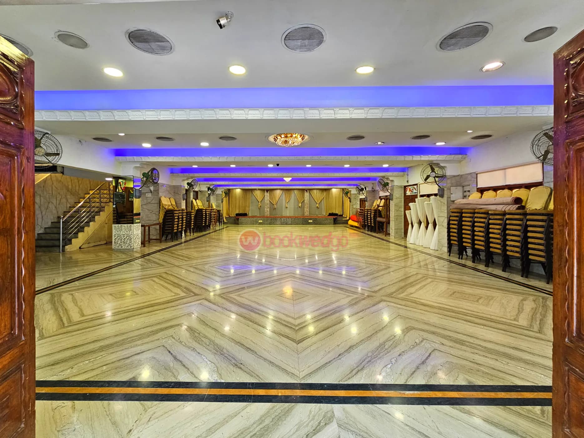 D K Mahal