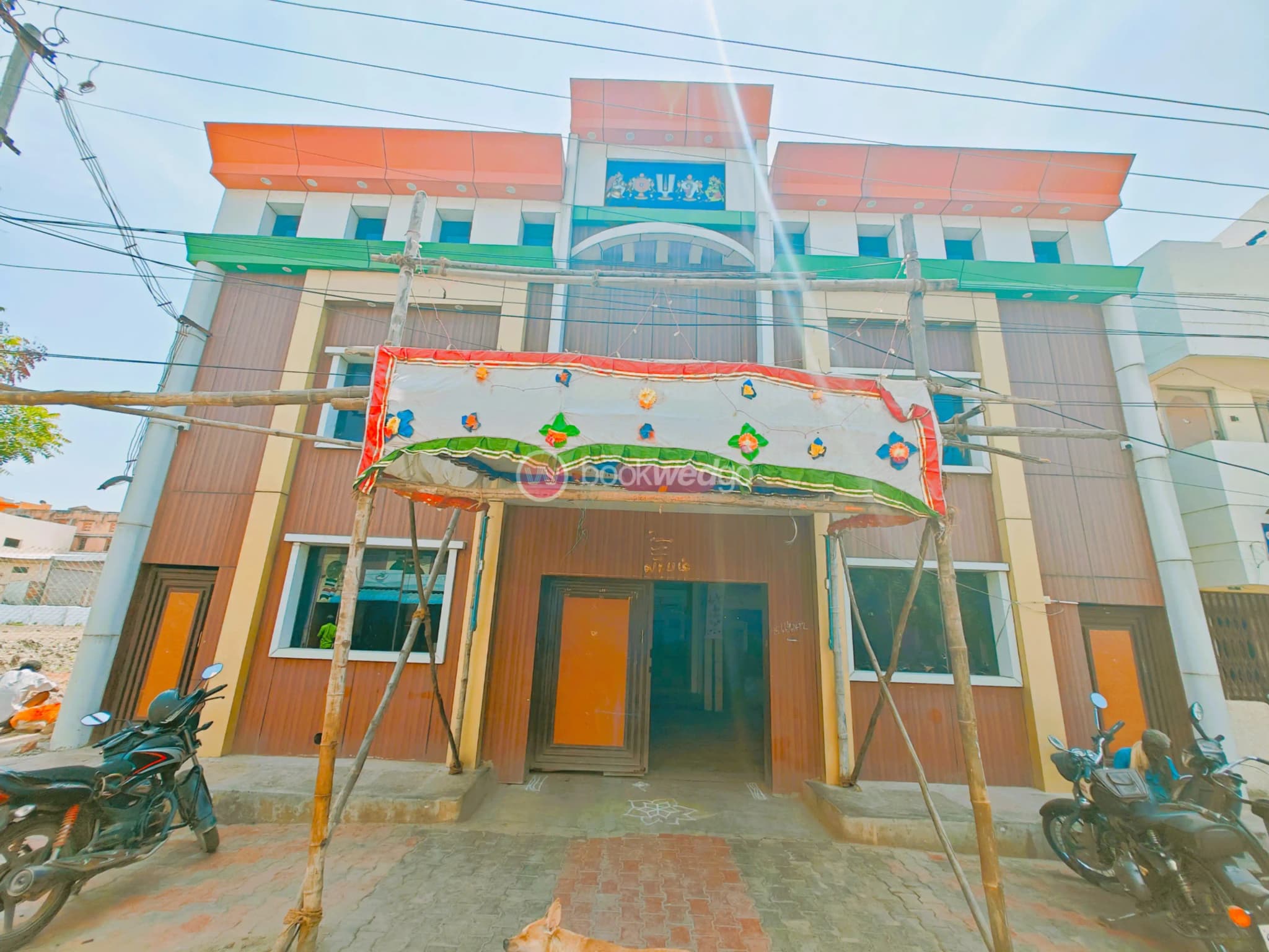 NS Ezhil Vishagan Mahal