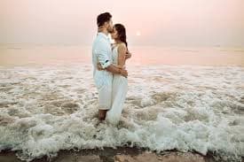 Beach Pre Wedding Shoot Ideas